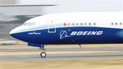 is boeing 777-200er safe|Left with few options, major U.S. airlines are using Boeing's safety .